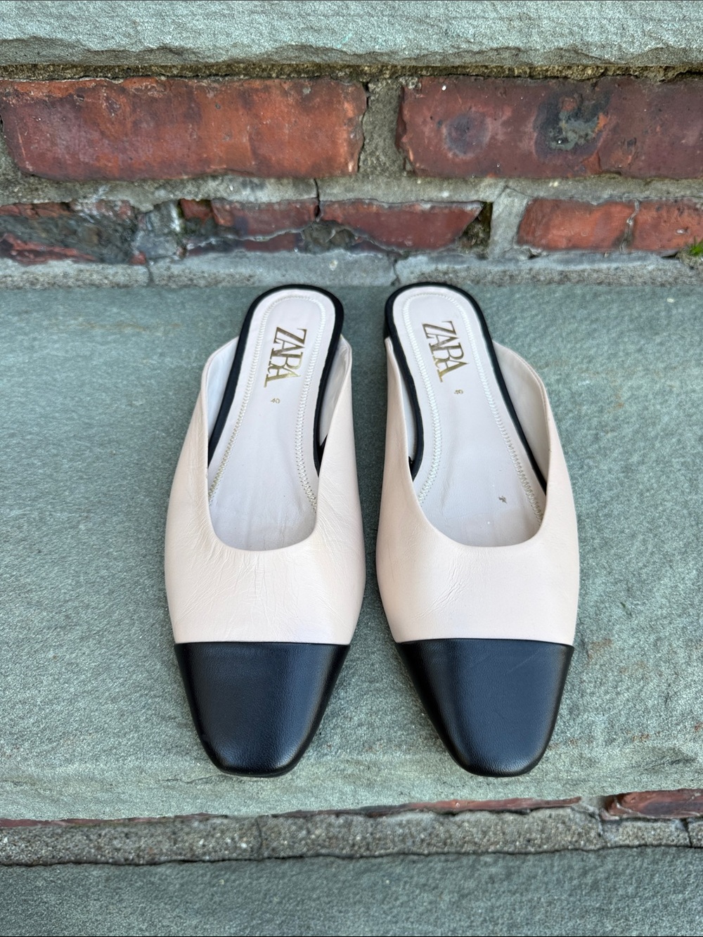 Zara Cream and Black Leather Square-Toe Slip-On Mules